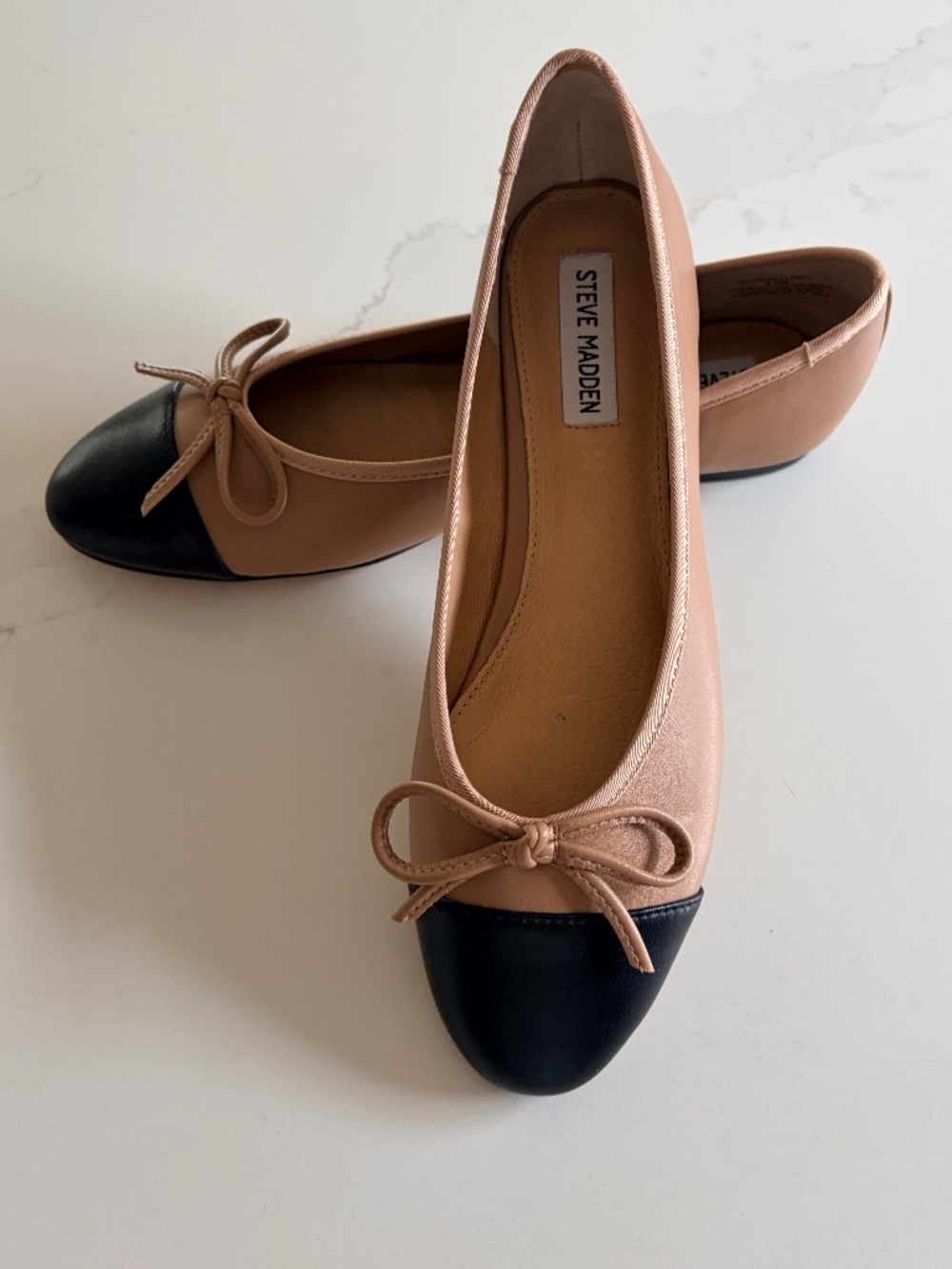 New Steve Madden Leather Dress Flats Two Tone Size 9.5